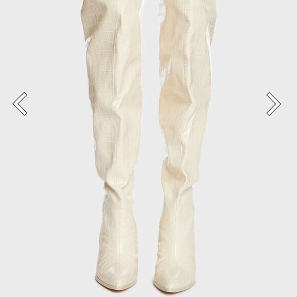 NWT Public Desire Poise Off White PU Boots - Size 7 - Picture 5 of 6